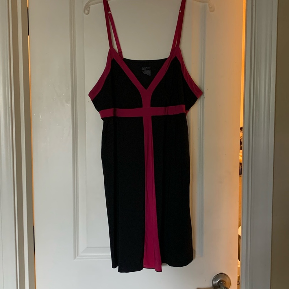 Sleep dress.